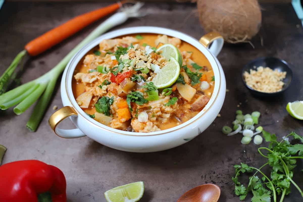 Slow-cooker Thai-style chicken curry.