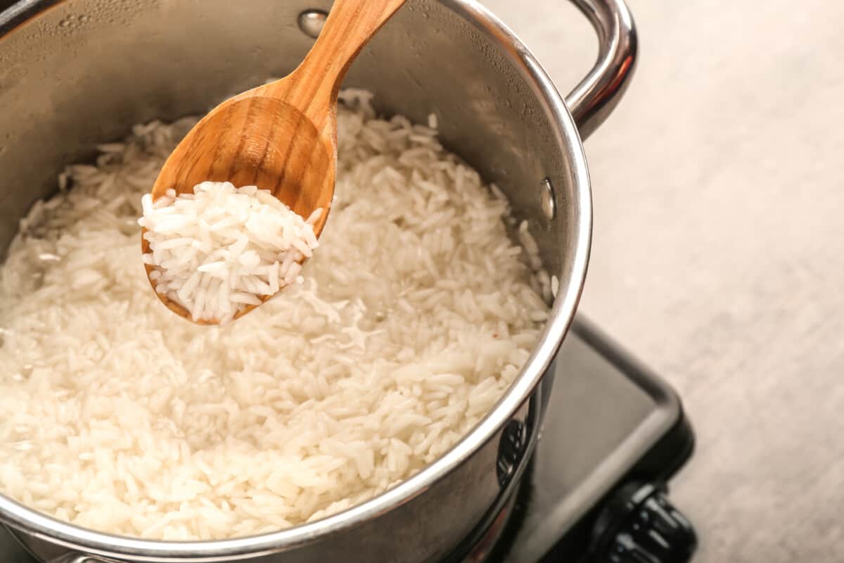 cook rice on the stove