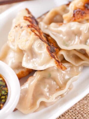 Easy dipping sauce for potstickers