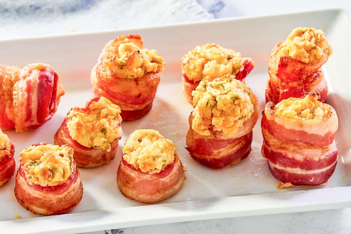 Sausage and bacon appetizer bites with filling.