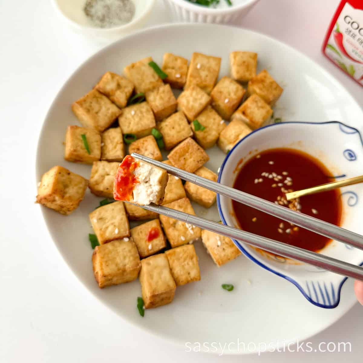 air fried tofu closer