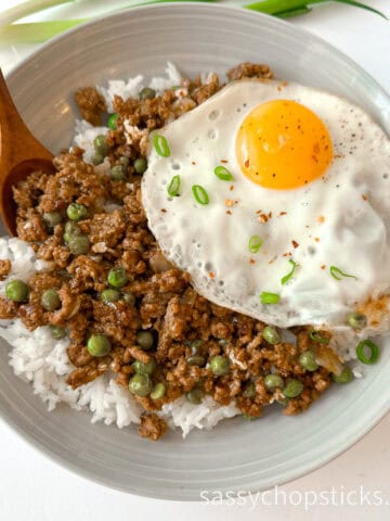 ground beef and eggs 1