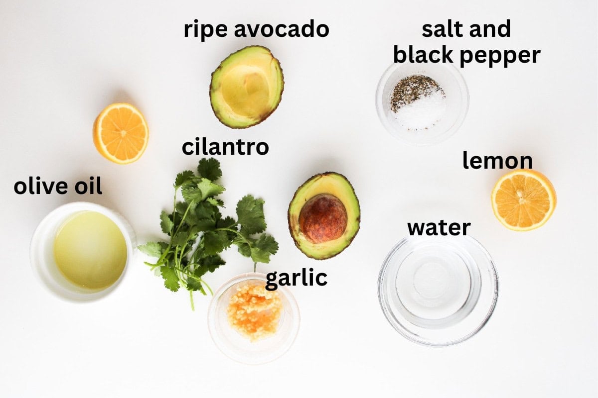 Avocado sauce ingredients.