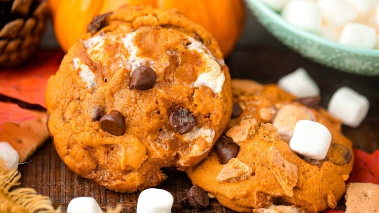 Cookies with pumpkin and s’mores flavors.