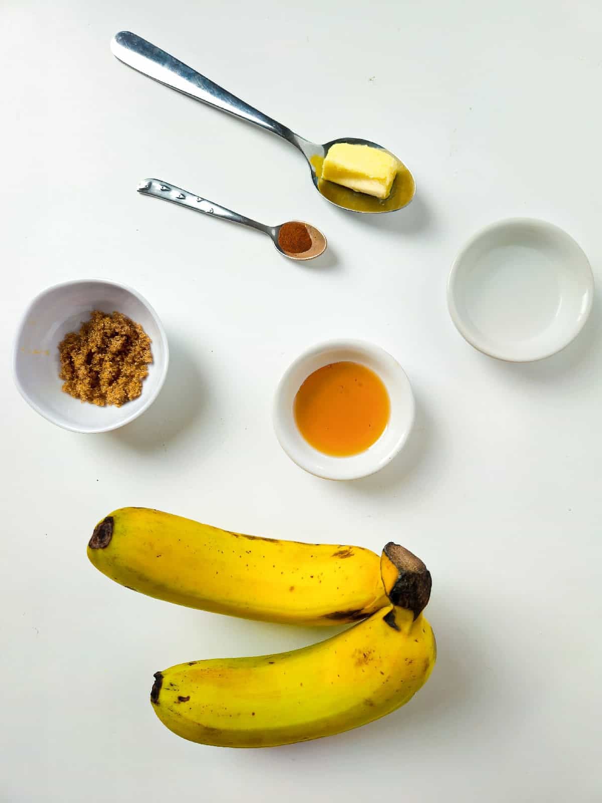 Pan fried bananas ingredients.