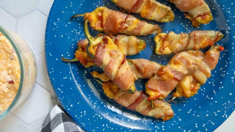 Spicy pimiento cheese poppers.