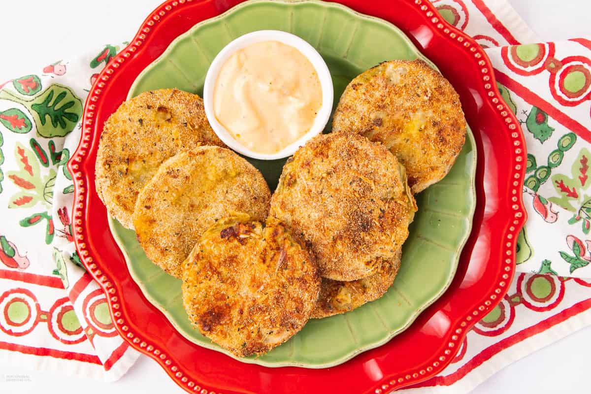 Tangy green tomatoes coated in a crisp crust.