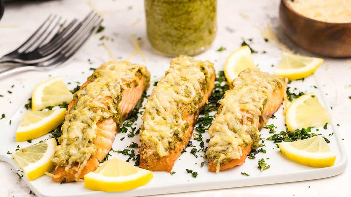 Salmon fillets air-fried with a crispy parmesan and pesto crust.