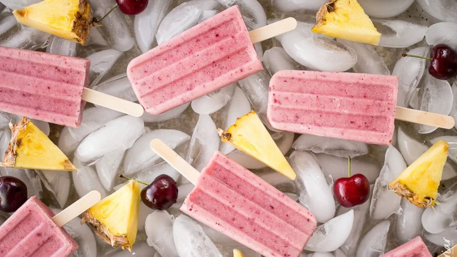 Protein-packed lemon berry popsicles with a refreshing fruity flavor.